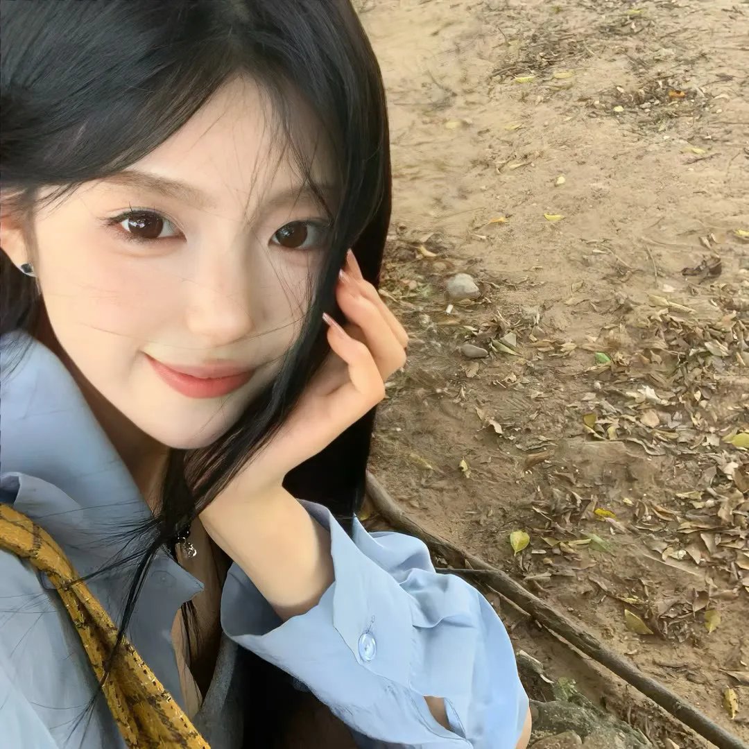 疯疯癫癫的阿兹洛