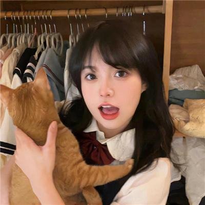 水中的女人